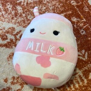 Amelie the Strawberry Milk Squishmallows 8"